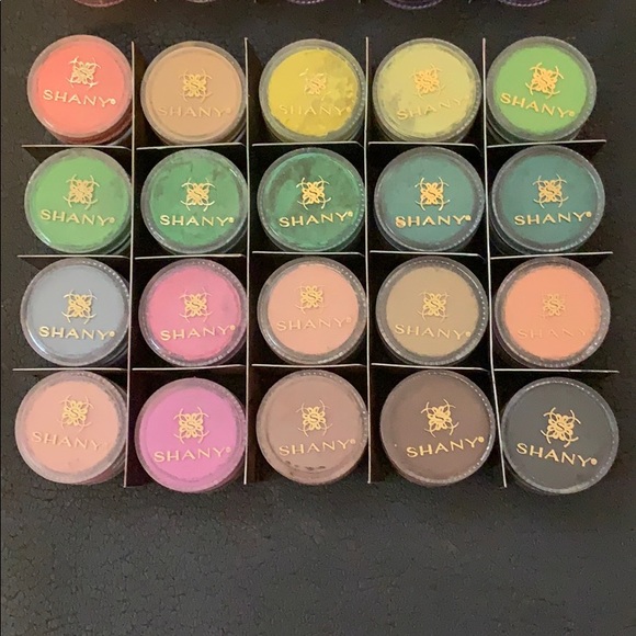 Shany Powder Eye Shaddow - Picture 5 of 6